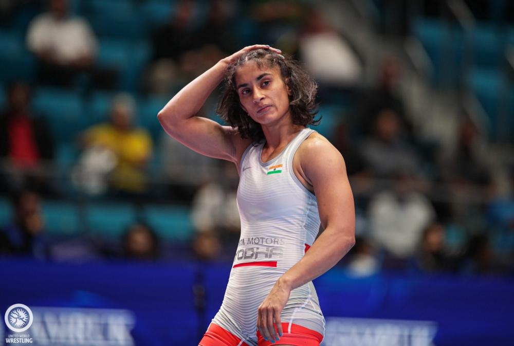 The Weekend Leader - Vinesh Phogat pulls out of national camp citing Covid scare